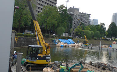 LC785 Barge Imperial Palace Tokyo